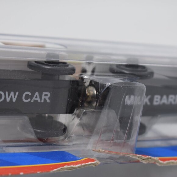 Sodor Dairy Cow Car Milk Barrel Thomas & Friends Wooden Railway Learning Curve - Picture 12 of 14